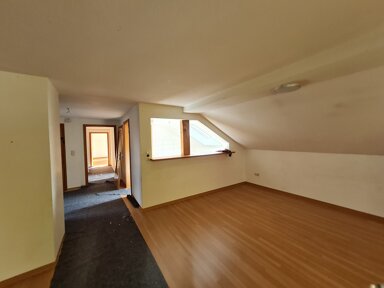 Wohnung zur Miete 640 € 4 Zimmer 102 m² Geschoss 2/2 Holtdorf Nienburg (Weser) 31582