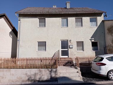 Einfamilienhaus zum Kauf 169.000 € 5 Zimmer 140 m² 373 m² Grundstück Neukirchen-Balbini Neukirchen-Balbini 92445