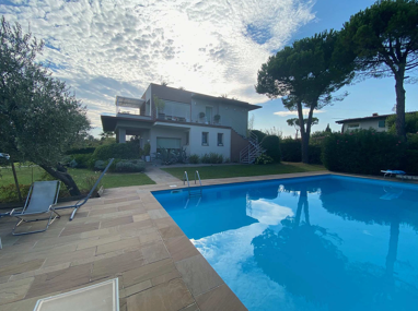 Villa zum Kauf 1.780.000 € 5 Zimmer 250 m² 1.600 m² Grundstück Gardasee