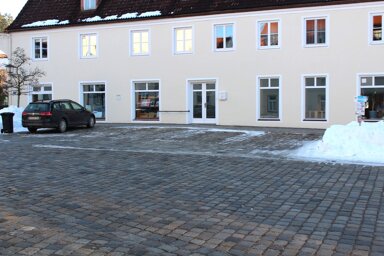 Büro-/Praxisfläche zur Miete 8,50 € 5 Zimmer 200 m² Bürofläche teilbar von 70 m² bis 200 m² Marktplatz 6 Steingaden Steingaden 86989