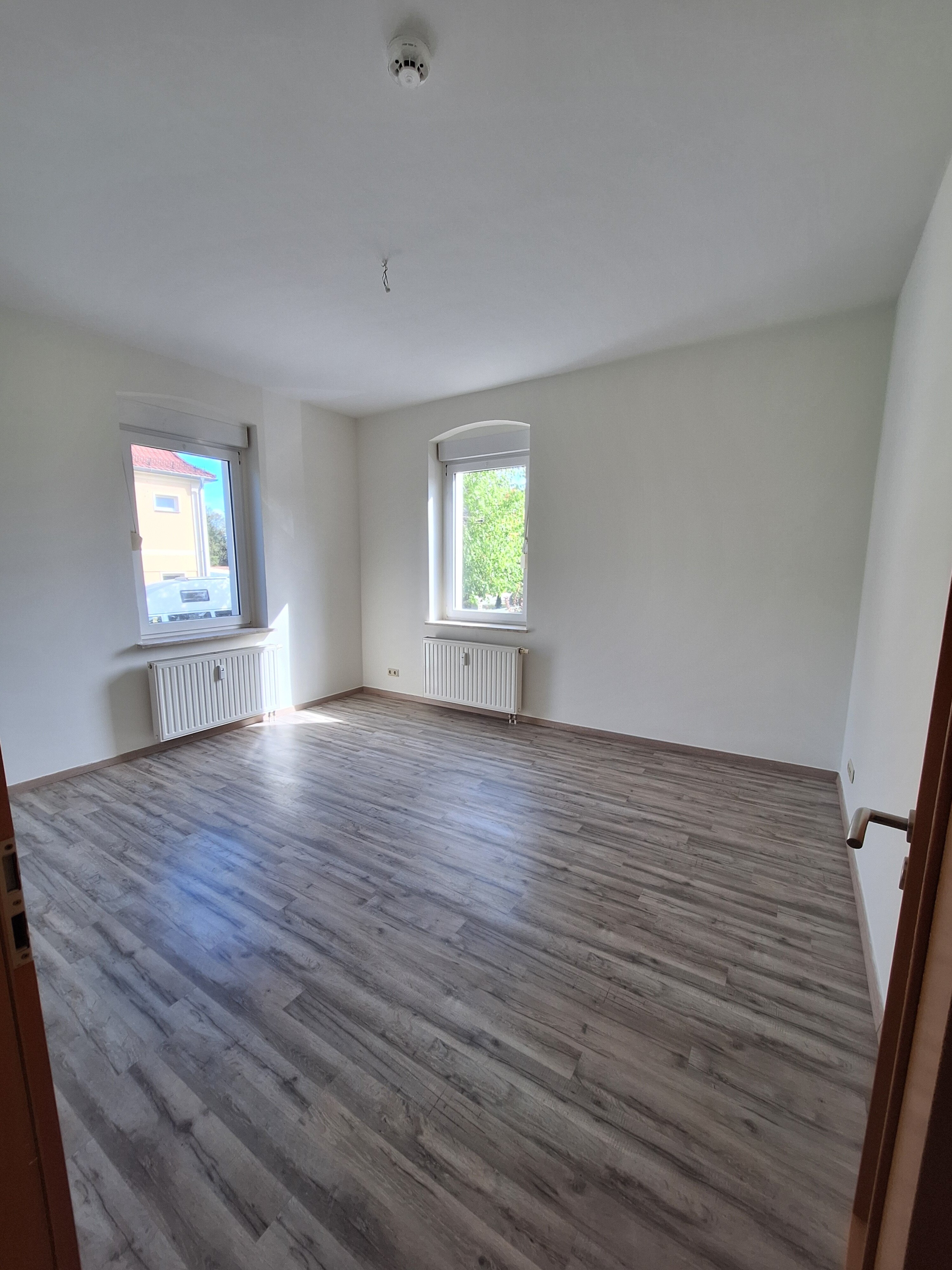 Wohnung zur Miete 481 € 3 Zimmer 74 m²<br/>Wohnfläche Erdgeschoss<br/>Geschoss Ab sofort<br/>Verfügbarkeit Klettwitzer Str. 44 Hörlitz Schipkau 01968