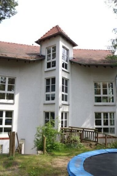 Reihenmittelhaus zur Miete 1.800 € 6 Zimmer 151 m² 60 m² Grundstück frei ab 01.08.2024 Meiereifeld Kleinmachnow 14532