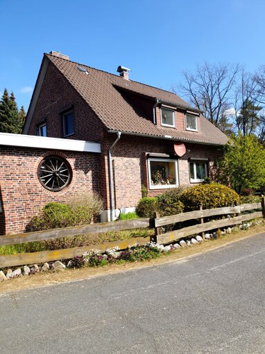 Einfamilienhaus zum Kauf Provisionsfrei 218.000 € 6 Zimmer 140 m² 1.157 m² Grundstück Vor dem Kamp Woltersburg Uelzen 29525