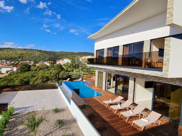 Villa zum Kauf 1.650.000 € 6 Zimmer 260 m²<br/>Wohnfläche 660 m²<br/>Grundstück Rogoznica 22203