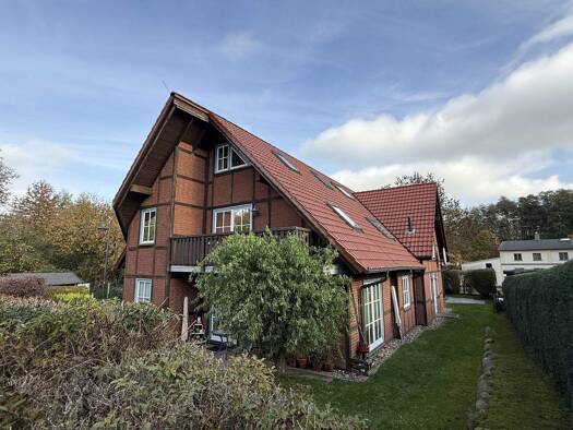 Mehrfamilienhaus zum Kauf als Kapitalanlage geeignet 879.000 € 13 Zimmer 359 m² 750 m² Grundstück Papendorf Papendorf / Südstadt 18059