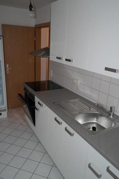 Wohnung zur Miete 255 € 2 Zimmer 46,1 m² Döhnerstraße 5 Marienthal Ost 427 Zwickau 08060
