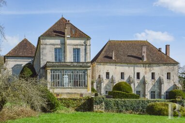 Haus zum Kauf 2.700.000 € 20 Zimmer 1.097 m² 92.930 m² Grundstück Talus-Saint-Prix 51270