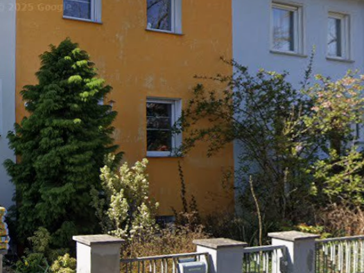 Reihenhaus zur Miete 1.800 € 4 Zimmer 120 m² 230 m² Grundstück frei ab 01.02.2026 Oberesslingen Esslingen am Neckar 73730