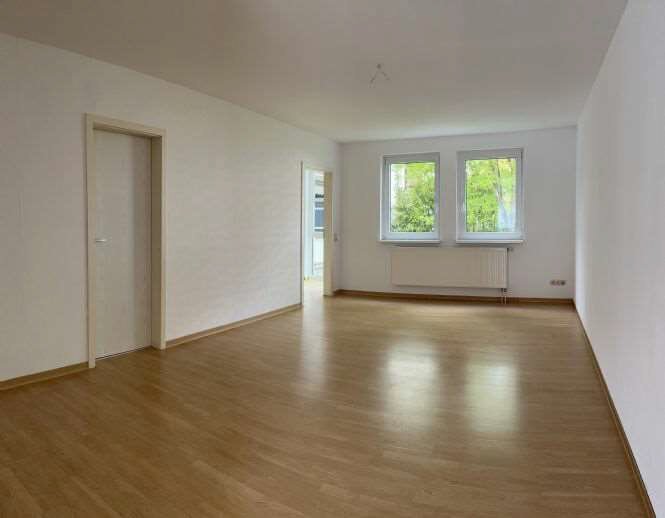 Wohnung zum Kauf 216.000 € 3 Zimmer 80 m²<br/>Wohnfläche 1. Stock<br/>Geschoss Crumbach Lohfelden 34253