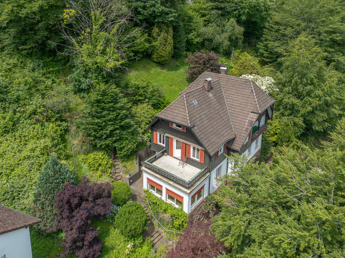 Villa zum Kauf 369.900 € 7 Zimmer 280 m²<br/>Wohnfläche 2.900 m²<br/>Grundstück Schramberg Schramberg 78713
