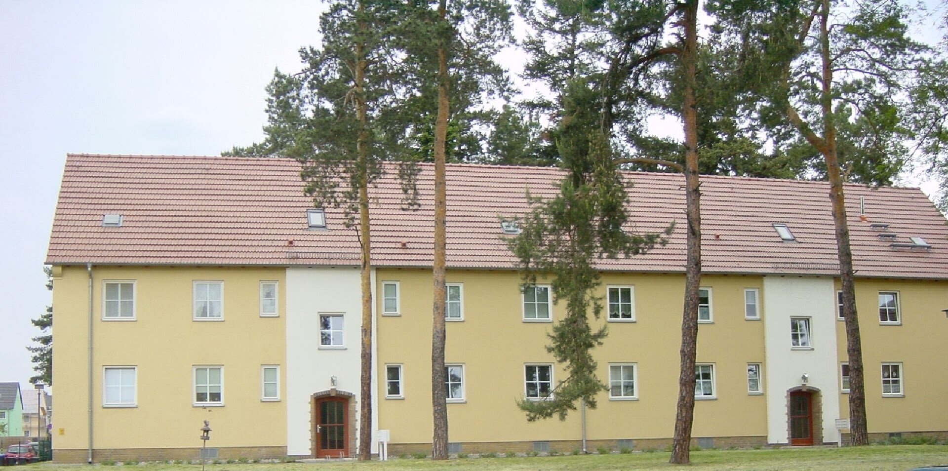 Wohnung zur Miete 231,50 € 2 Zimmer 41,3 m²<br/>Wohnfläche Erdgeschoss<br/>Geschoss Ab sofort<br/>Verfügbarkeit Carl-F.-Wiesike-Str. 39 Plaue Brandenburg-Plaue 14774