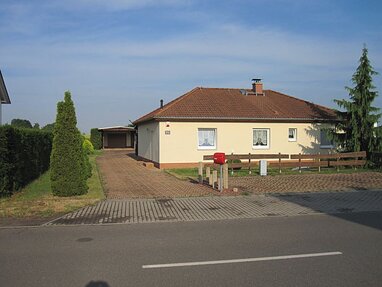 Bungalow zum Kauf Provisionsfrei 300.000 € 2 Zimmer 98 m² 1.524 m² Grundstück Landsberg Landsberg 06188