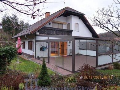 Haus zum Kauf 595.000 € 9 Zimmer 260 m² 697 m² Grundstück frei ab sofort Homburg Homburg 66424