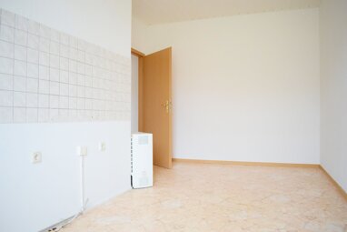 Wohnung zur Miete 310 € 3 Zimmer 77 m² 2. Geschoss Köthen Köthen (Anhalt) 06366