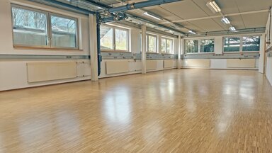 Lagerhalle zur Miete 1.129 m² Lagerfläche teilbar ab 414 m² Karlsfeld 85757