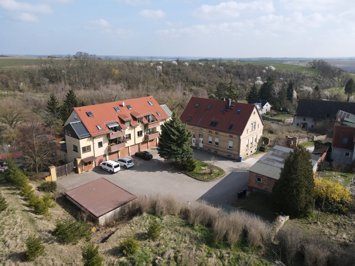 Mehrfamilienhaus zum Kauf 360.000 € 740 m²<br/>Wohnfläche 6.480 m²<br/>Grundstück Quillschina Salzatal OT Quillschina 06198