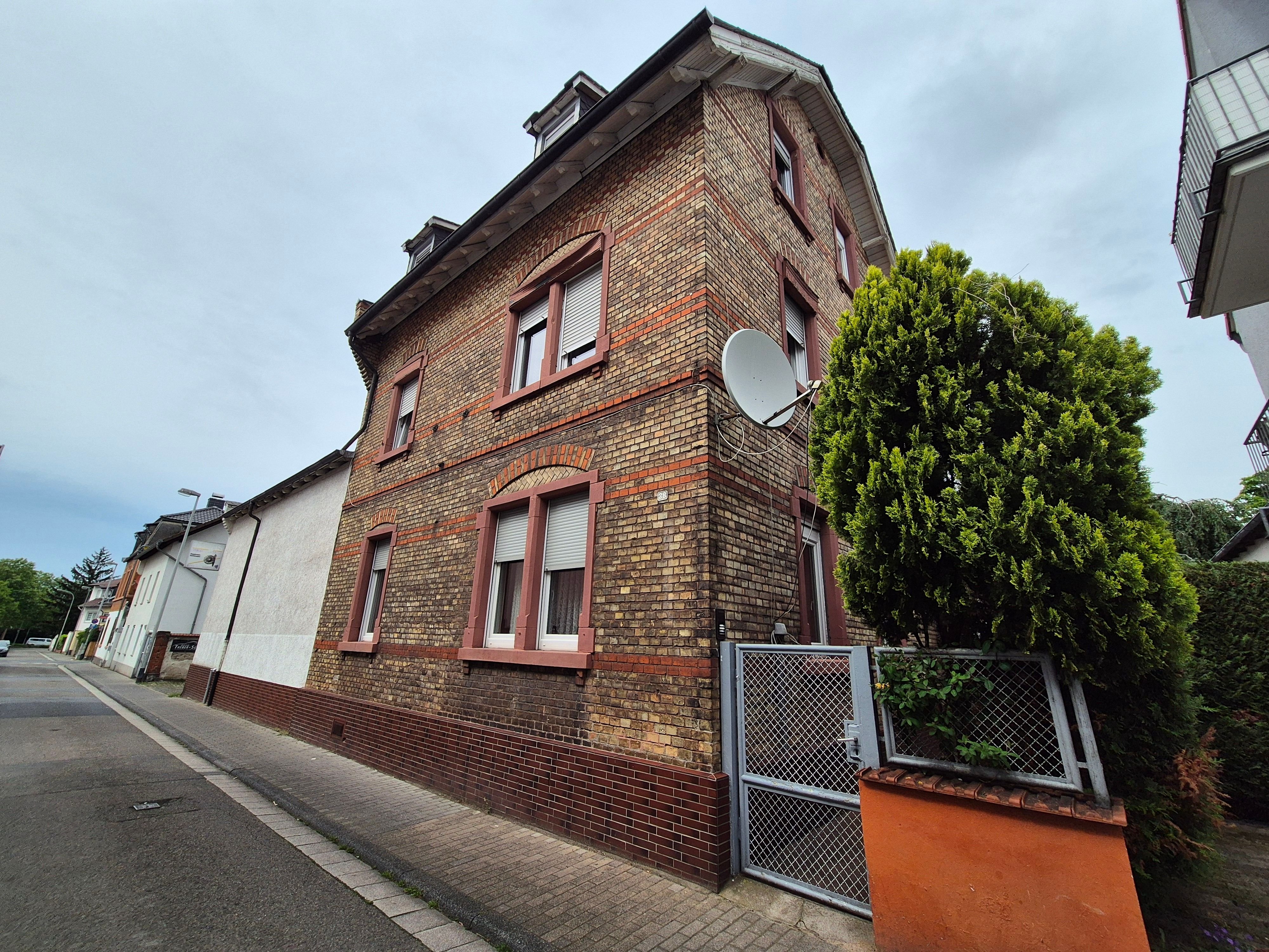 Mehrfamilienhaus zum Kauf als Kapitalanlage geeignet 659.000 € 16 Zimmer 316 m²<br/>Wohnfläche 238 m²<br/>Grundstück Mombach Mainz 55120