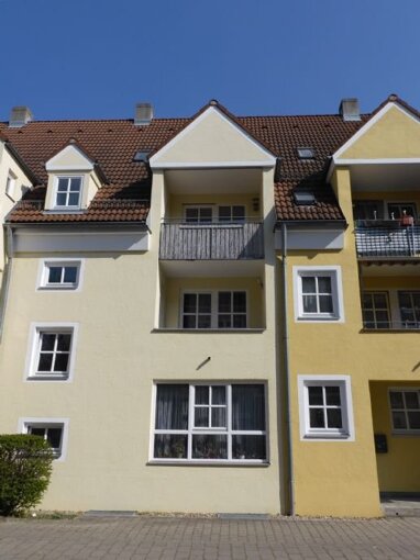 Wohnung zur Miete 690 € 2,5 Zimmer 82 m² 2. Geschoss Neutraubling 93073