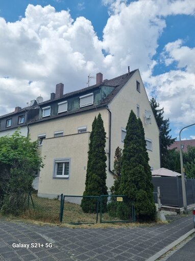 Mehrfamilienhaus zum Kauf 739.000 € 9 Zimmer 250 m² 400 m² Grundstück Herzog Bernhartstr. 138 Sündersbühl Nürnberg 90439
