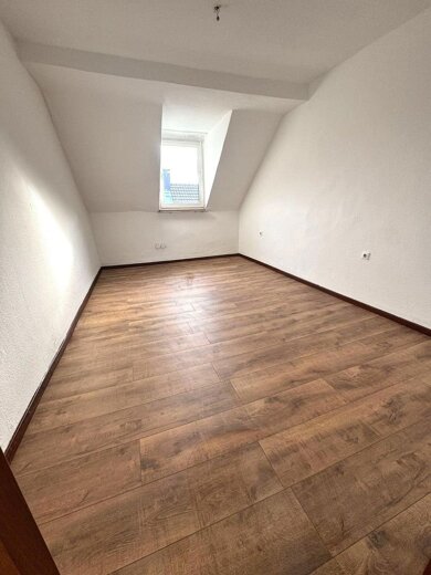 Wohnung zur Miete 350 € 1 Zimmer 35 m² 4. Geschoss Marienstraße 30 Elberfeld Wuppertal 42105