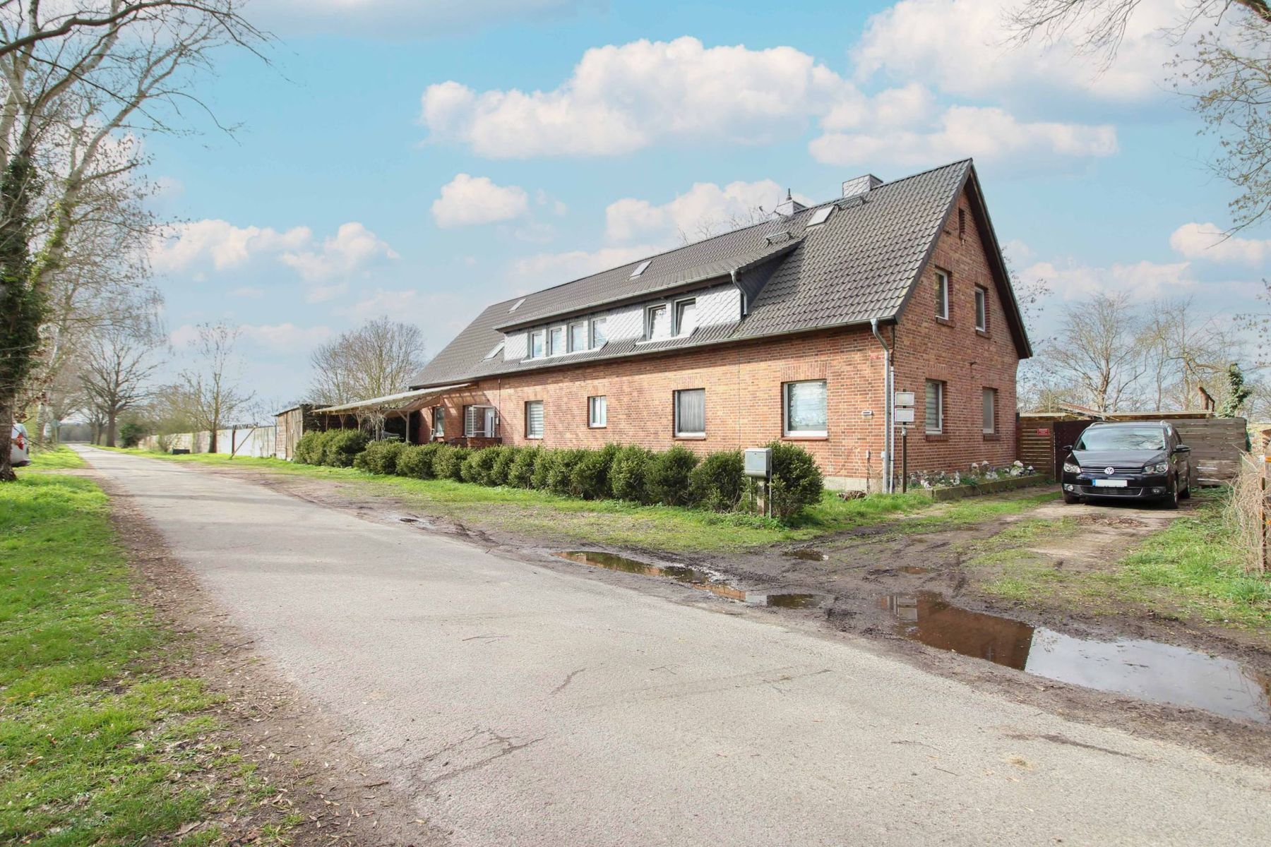 Einfamilienhaus zum Kauf 295.000 € 12 Zimmer 355,1 m²<br/>Wohnfläche 5.254,1 m²<br/>Grundstück Rehbeck Lüchow 29439