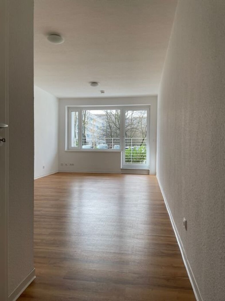 Studio zur Miete 370 € 1 Zimmer 30,3 m² Fritz-Ritter-Straße Lobeda Jena 07747