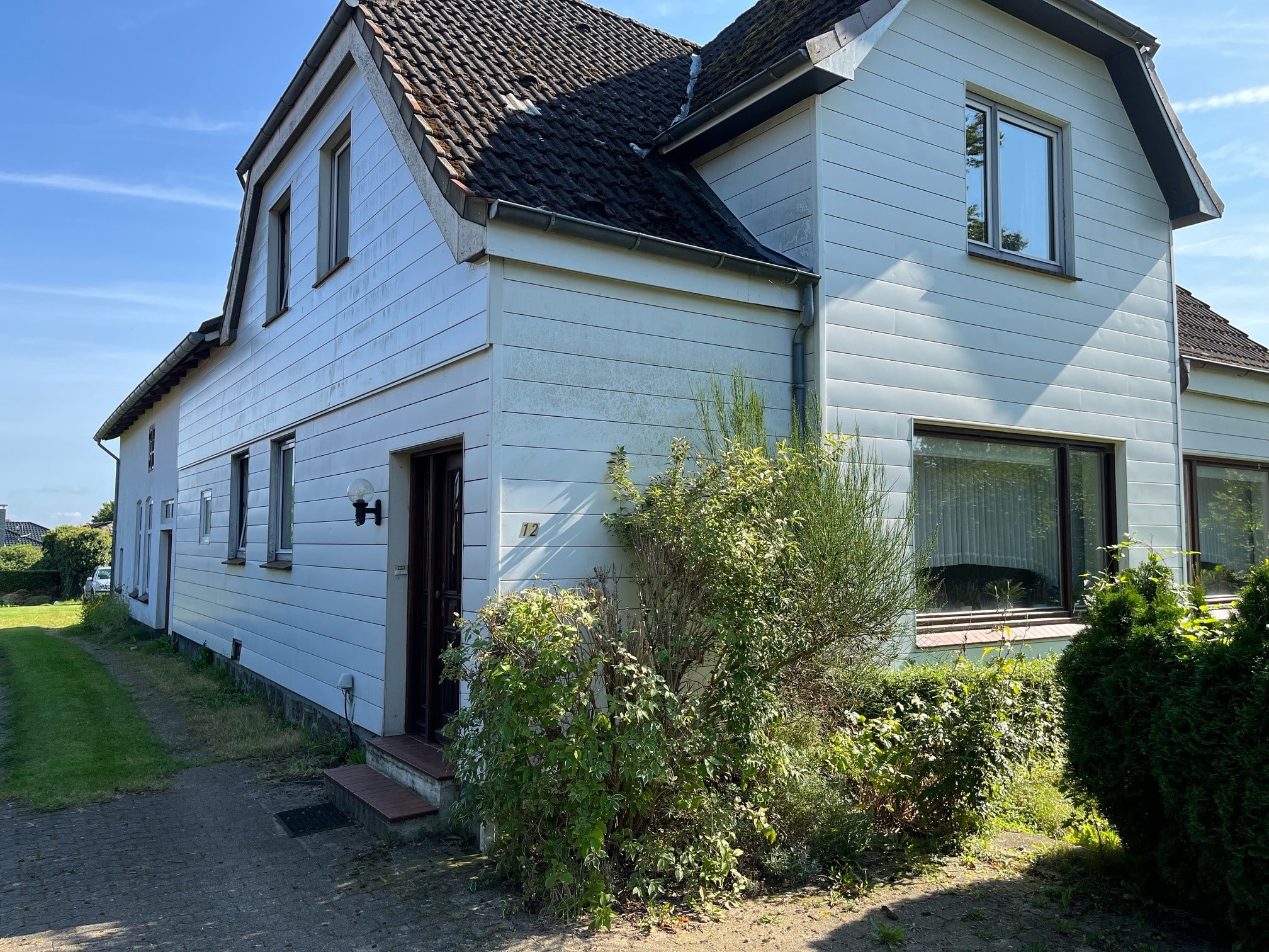 Mehrfamilienhaus zum Kauf 230.000 € 8 Zimmer 201 m²<br/>Wohnfläche 1.296 m²<br/>Grundstück ab sofort<br/>Verfügbarkeit Sieverstedt 24885