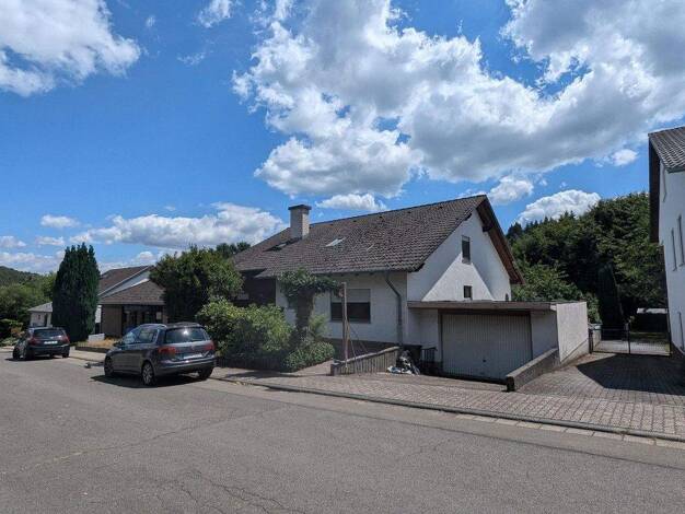 Einfamilienhaus zum Kauf provisionsfrei 305.000 € 7 Zimmer 190 m² 854 m² Grundstück Hauenstein 76846