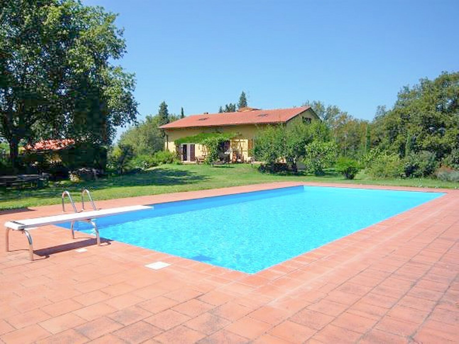 Villa zum Kauf 560.000 € 7 Zimmer 520 m²<br/>Wohnfläche 30.000 m²<br/>Grundstück Panoramablick Terranuova Bracciolini 52028
