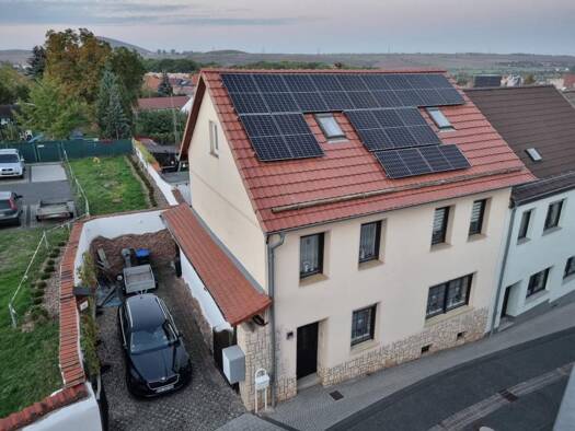 Reihenhaus zum Kauf provisionsfrei 200.000 € 4 Zimmer 130 m² 800 m² Grundstück Anstaltstraße 27 Lutherstadt Eisleben Eisleben 06295