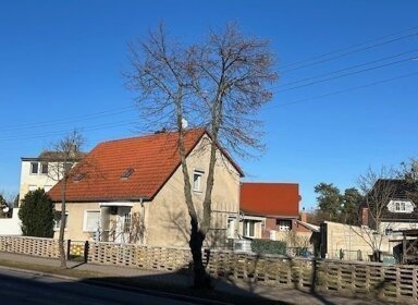 Einfamilienhaus zum Kauf 69.500 € 3 Zimmer 112 m² 694 m² Grundstück frei ab sofort Lindenstraße 16 Möckern Möckern 39291