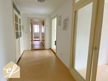 Wohnung zur Miete 700 € 6 Zimmer 113,3 m² 2. Geschoss Oettingen Oettingen in Bayern 86732