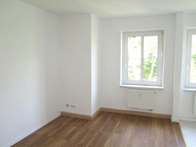 Wohnung zur Miete 255 € 2 Zimmer 42 m² 2. Geschoss frei ab sofort Pölbitz 314 Zwickau 08058