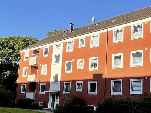 Wohnung zur Miete 599 € 3 Zimmer 73,4 m² 1. Geschoss frei ab 19.12.2025 Arngaster Straße 11 Varel 26316
