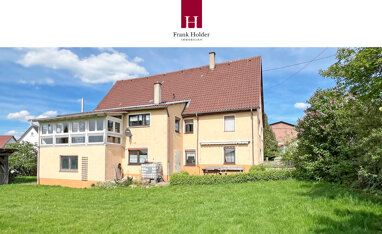 Mehrfamilienhaus zum Kauf 295.000 € 7,5 Zimmer 207 m² 1.059 m² Grundstück Kleinengstingen Engstingen / Kleinengstingen 72829