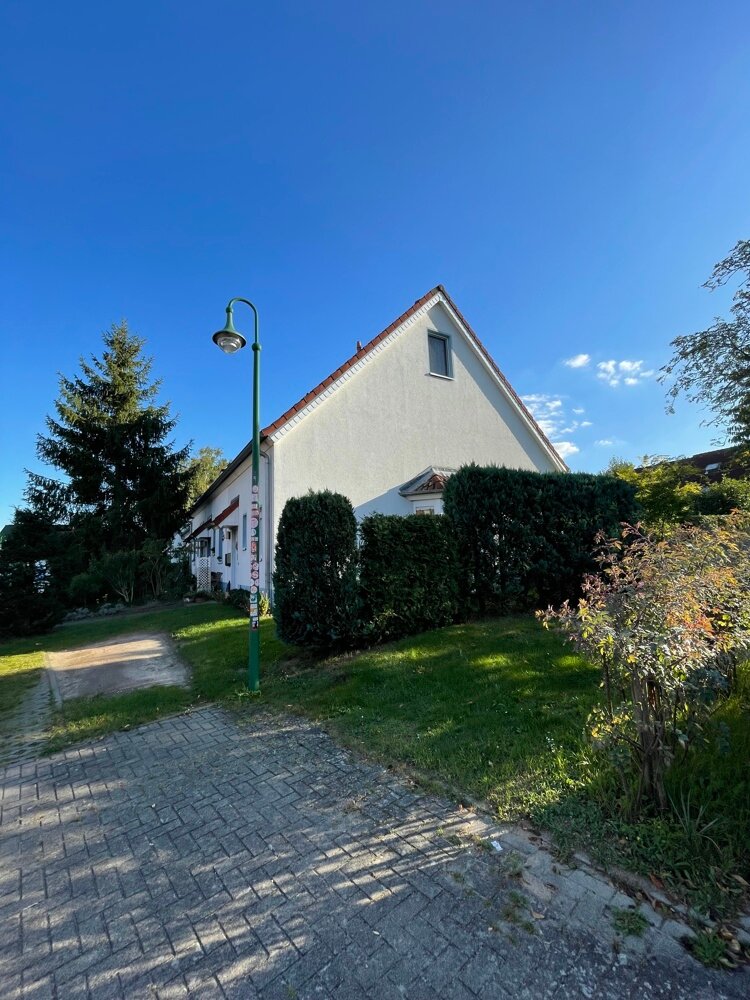 Reihenmittelhaus zum Kauf 349.900 € 4 Zimmer 104 m²<br/>Wohnfläche 203 m²<br/>Grundstück Zeesen Königs Wusterhausen / Zeesen 15711