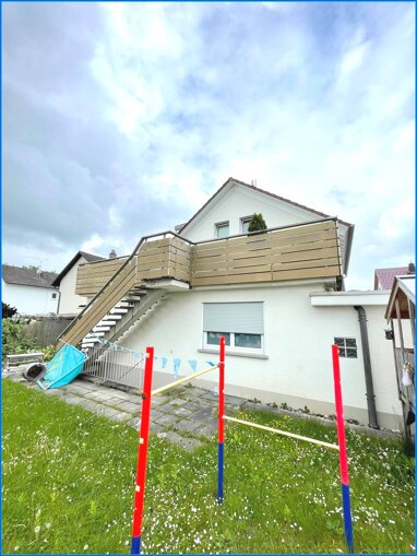 Mehrfamilienhaus zum Kauf 629.500 € 9,5 Zimmer 230 m² 430 m² Grundstück Johann - Peter - Hebel - Schule 74 Singen 78224