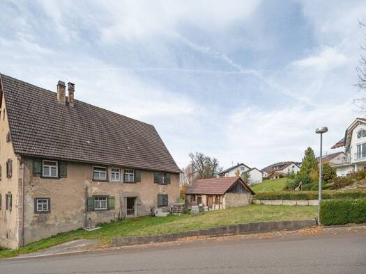 Mehrfamilienhaus zum Kauf 150.000 € 19 Zimmer 500 m² 700 m² Grundstück Dürbheim 78589