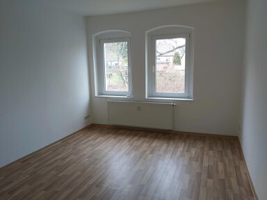 Wohnung zur Miete 270 € 2 Zimmer 52 m² EG frei ab sofort Döbeln Döbeln 04720