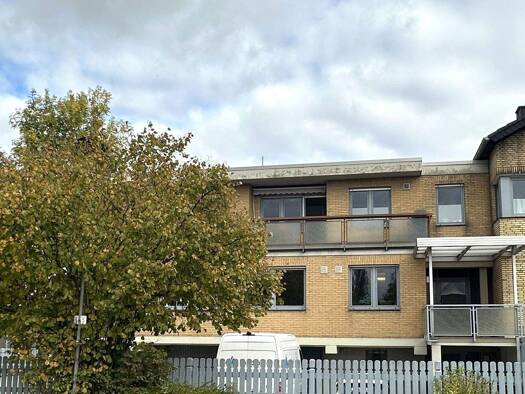 Mehrfamilienhaus zum Kauf 415.000 € 8 Zimmer 274 m² 772 m² Grundstück Niederzier 52382