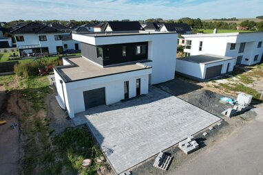 Villa zum Kauf 370.000 € 5 Zimmer 200 m² 765 m² Grundstück Ritterweg 11 Borgentreich Borgentreich 34434