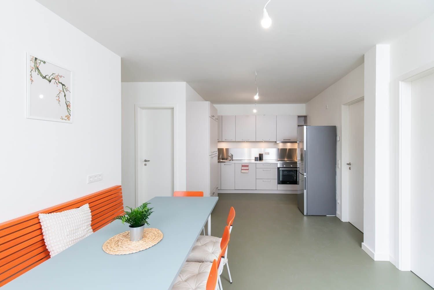 Wohnung zur Miete 1.709 € 5 Zimmer 90 m²<br/>Wohnfläche 3. Stock<br/>Geschoss Ab sofort<br/>Verfügbarkeit Ellen-Ammann-Straße 8 Domberg Bamberg 96052