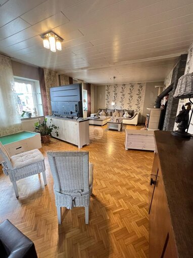Mehrfamilienhaus zum Kauf 365.000 € 10 Zimmer 300 m² 1.753 m² Grundstück Sattenhausen Gleichen 37130
