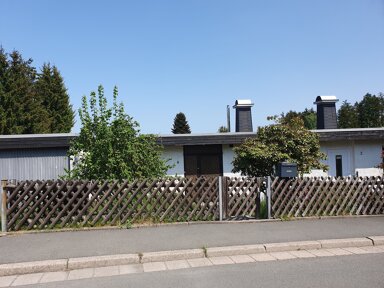 Bungalow zur Miete 630 € 3 Zimmer 71 m² 316 m² Grundstück Albert Schweitzer Straße Helmbrechts Helmbrechts 95233