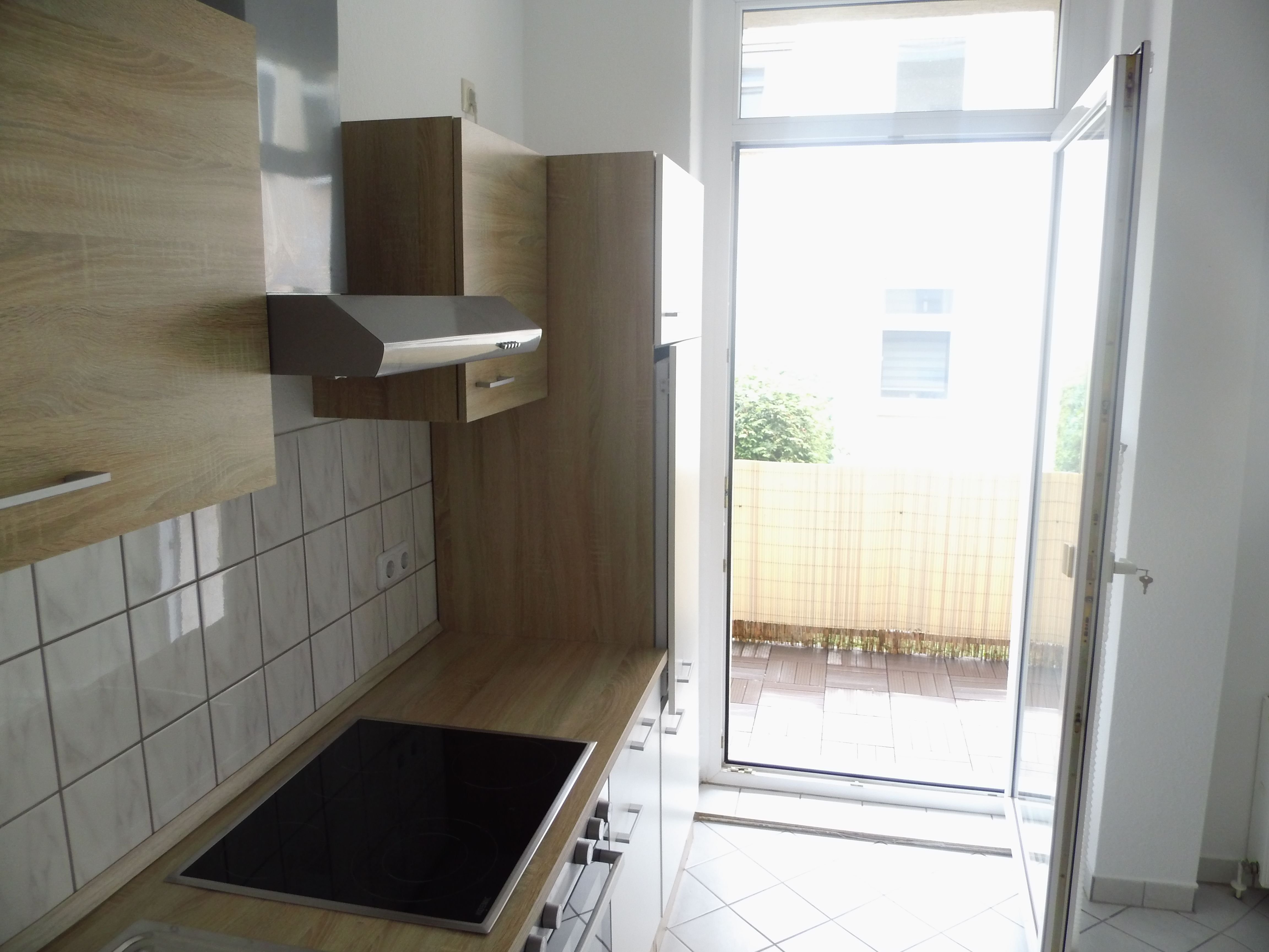 Apartment zur Miete 380 € 2 Zimmer 60 m²<br/>Wohnfläche 3. Stock<br/>Geschoss Landsberger Str. Freiimfelde / Kanenaer Weg Halle (Saale) 06112