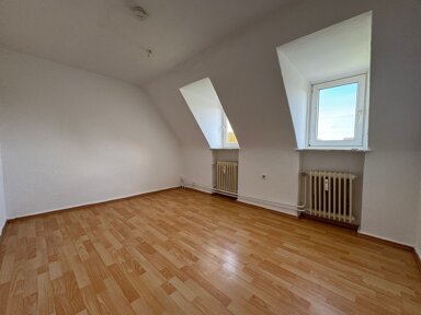 Wohnung zur Miete 310 € 2 Zimmer 34,3 m² 1. Geschoss frei ab sofort Carl-Legien-Straße 18 Glückstadt 25348