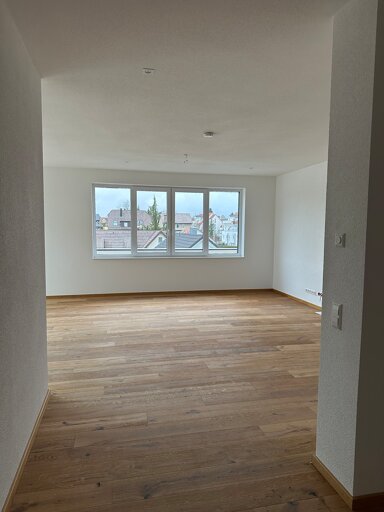 Wohnung zur Miete 1.900 € 4,5 Zimmer 147 m² Geschoss 2/2 Trossingen Trossingen 78647