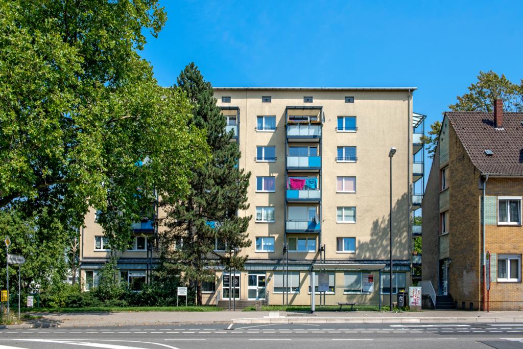 Wohnung zur Miete 449 € 2,5 Zimmer 60,8 m²<br/>Wohnfläche 4. Stock<br/>Geschoss Bahnhofstraße 84 Rauxel - Süd Castrop-Rauxel 44575