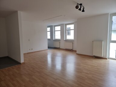 Wohnung zur Miete 340 € 2 Zimmer 68 m² 2. Geschoss Crimmitschau Crimmitschau 08451