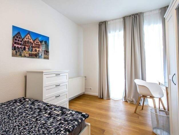 WG-Zimmer zur Miete Wohnen auf Zeit 450 € 10 m² 1. Geschoss frei ab 31.01.2026 Homburger Hohl 00 Bonames Frankfurt am Main 60437
